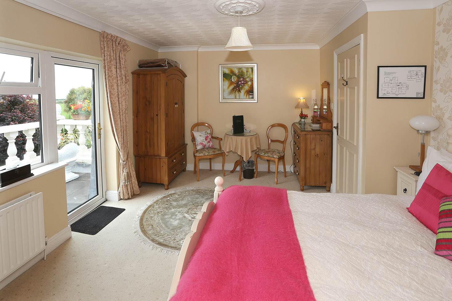 Newtown Farm Guesthouse Bedroom in Ardmore 